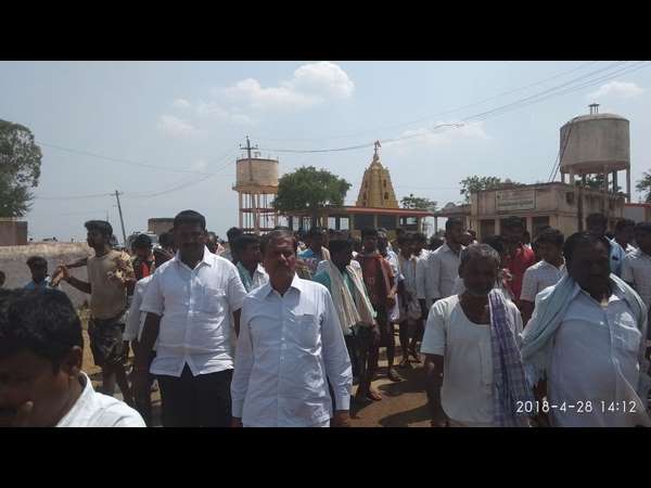 ಲಂಬಾಣಿ ಜನರ ಗುಳೆ ತಡೆಯಲು ಏಕೆ ಪ್ರಯತ್ನಿಸುತ್ತಿಲ್ಲ?