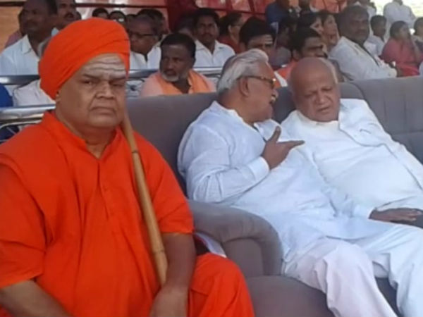 ಅಂತ್ಯಕ್ರಿಯೆಯಲ್ಲಿ ಭಾಗವಹಿಸಿದ ಗಣ್ಯರು
