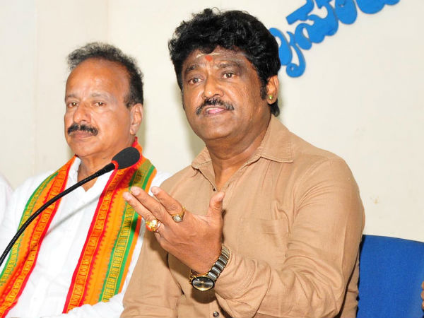 ಜಯಲಲಿತಾ ಹಾದಿಯಲ್ಲಿ ರಜನೀಕಾಂತ್