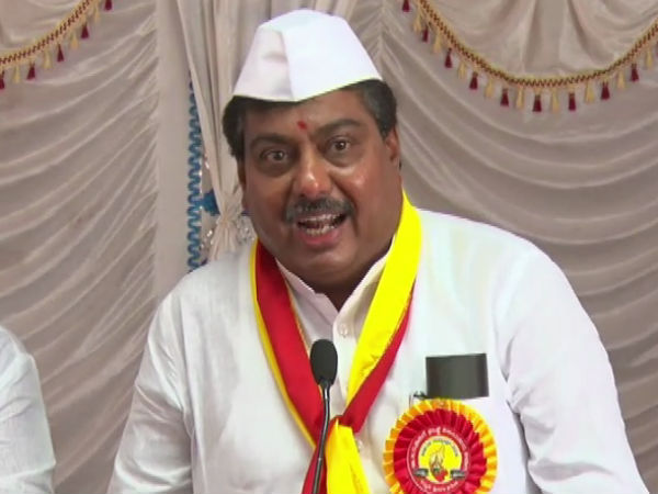 ಕೆಂಪು ಮೆಣಸಿನಕಾಯಿ ಖಡಕ್ ರೊಟ್ಟಿ