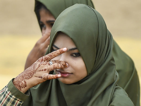 ವಿದ್ಯಾರ್ಥಿನಿ ಉತ್ಸಾಹ