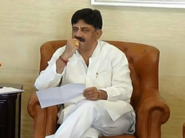 ಡಿಕೆಶಿ, ರೇವಣ್ಣ ಮುನಿಸು