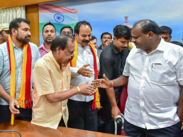 ಕಾಲಾ ಚಿತ್ರ ಬಿಡುಗಡೆ ಮಾಡದಂತೆ ಸಾ.ರಾ. ಗೋವಿಂದು ಸಿಎಂಗೆ ಮನವಿ