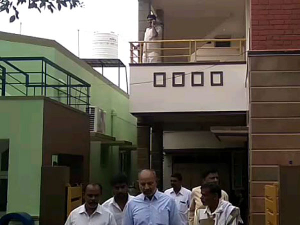 ಕಾರ್ಯಕರ್ತರು- ಸಾರ್ವಜನಿಕರೂ ಯಾರೂ ಇಲ್ಲ