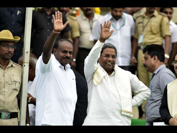 ಆಡಿಸುತ್ತಾರಾ, ಉರುಳಿಸುತ್ತಾರಾ?