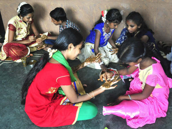 ರಂಗು ರಂಗಿನ ಮೆಹಂದಿ ಸ್ಪರ್ಧೆ