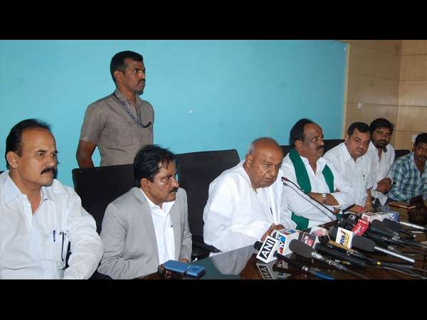 ಉ.ಕರ್ನಾಟಕ್ಕೆ ಅನ್ಯಾಯವಾಗಲು ಎಚ್ಡಿಕೆ ಬಿಡರು