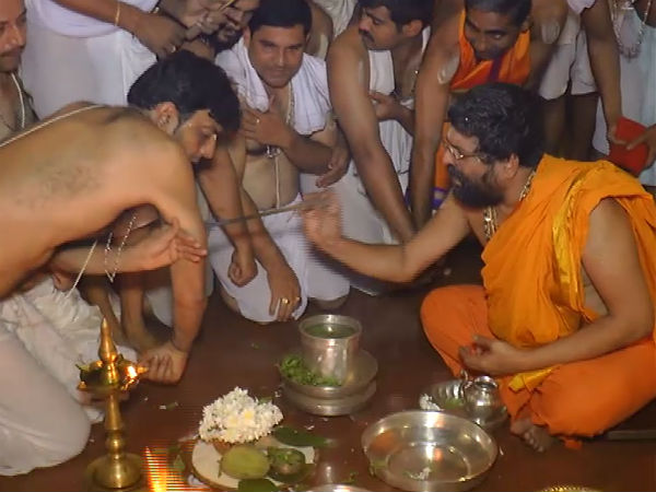 ತಪ್ತಮುದ್ರಾಧಾರಣ ಮಾಡುವ ವಿಧಾನ