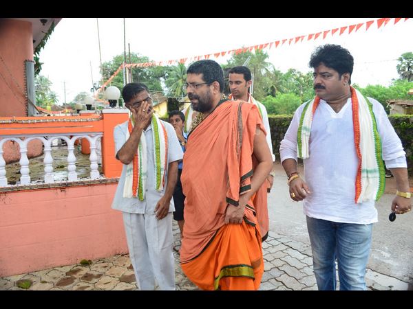 ಹೊಟ್ಟೆ ನೋವು ಹಾಗೂ ರಕ್ತ ವಾಂತಿ