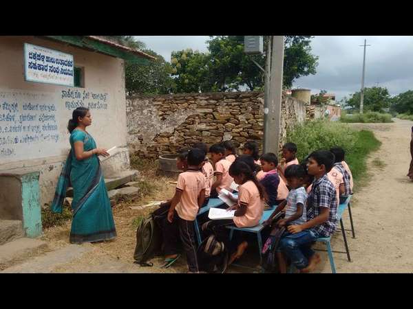ಸರ್ಕಾರ ಶಾಲೆಗೆ ಯಾಕೆ ಮಕ್ಕಳು ಬರೋಲ್ಲ?