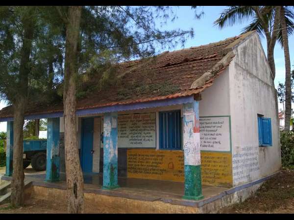 ಯಾವಾಗ ಕುಸಿದುಬೀಳುತ್ತದೋ ಎಂಬ ಭಯ