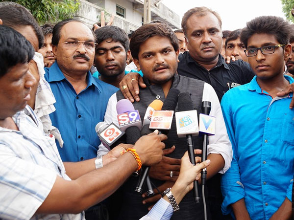 ಯಾರು ಹಾರ್ದಿಕ್ ಪಟೇಲ್?