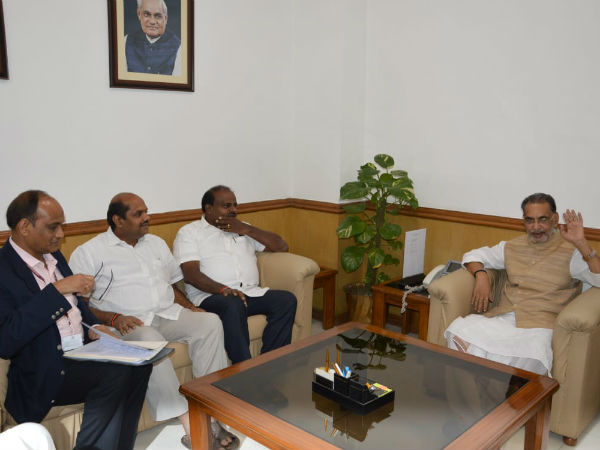 ಹಾಸನ, ಕೋಲಾರ ಮತ್ತು ದಕ್ಷಿಣ ಕನ್ನಡ