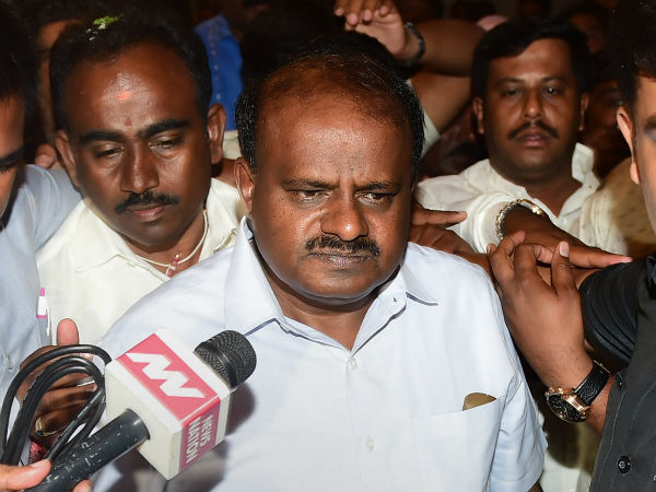 ಒಂದಕ್ಕಿಂತ ಹೆಚ್ಚಿನ ವಿಶೇಷ ಭತ್ಯೆಗೆ ಅರ್ಹರಾಗತಕ್ಕದ್ದಲ್ಲ