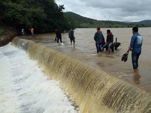 ಬರದ ಛಾಯೆಯಿಂದ ಹೊರಬಂದ ಕೆರೆ