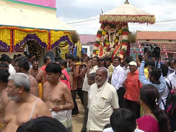ದಂಪತಿಗಳ ಭೇಟಿಗೊಂದು ಅವಕಾಶ