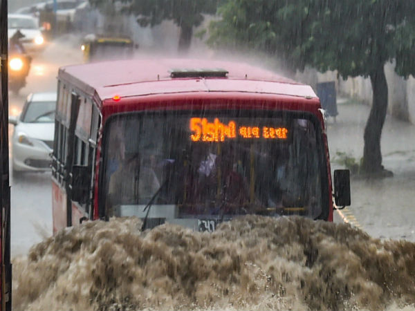 ಅಹಮದಾಬಾದ್ನಲ್ಲಿ ಪ್ರವಾಹದಂತಾ ಮಳೆ