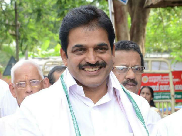 ವೇಣುಗೋಪಾಲ್ ಜತೆ ಚರ್ಚೆ