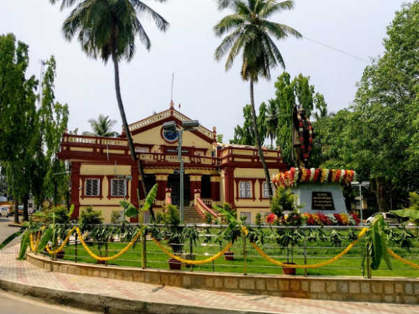 ಕಟ್ಟುನಿಟ್ಟಿನ ನಿರ್ದೇಶನ