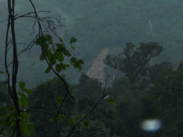 ಭೂಮಿಯಡಿ ಭಾರೀ ಸದ್ದು