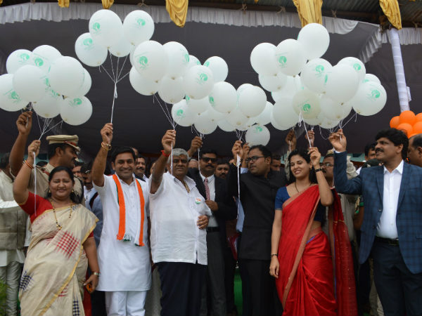 ಬಡತನದಿಂದ ಬೆರಗಿನೆಡೆಗೆ