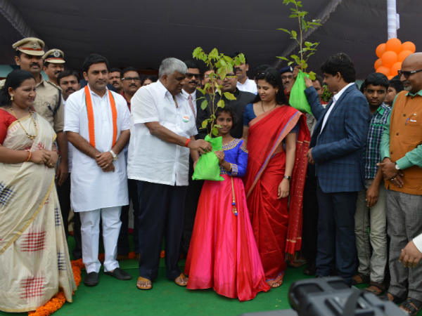 ಹಸಿರು ಕರ್ನಾಟಕಕ್ಕೆ ಚಾಲನೆ