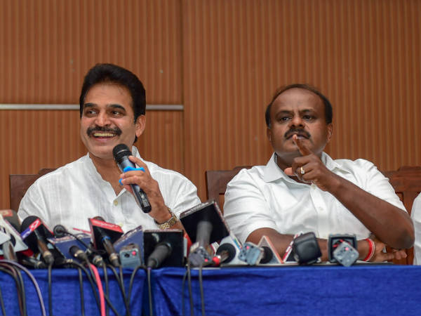 ಸರ್ಕಾರದ ಮೇಲೆ ಪ್ರಭಾವ ಬೀರಬಾರದು