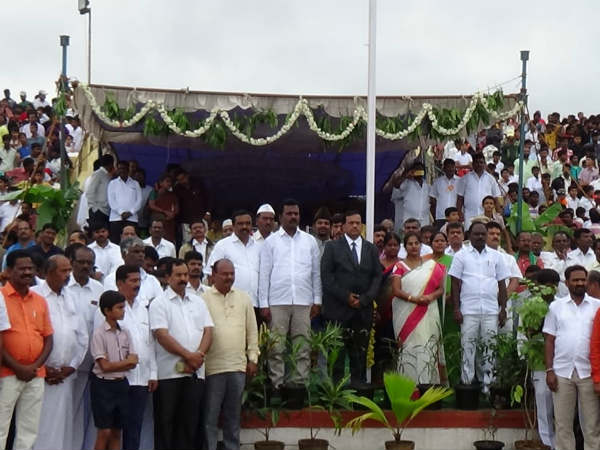 ಹಿರಿಯೂರಿನಲ್ಲಿ ಹಿರಿಯ ಸ್ವಾತಂತ್ರ್ಯ ಹೋರಾಟಗಾರರಿಗೆ ಸನ್ಮಾನ