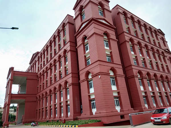 20 ನ್ಯಾಯಾಲಯಗಳಿವೆ