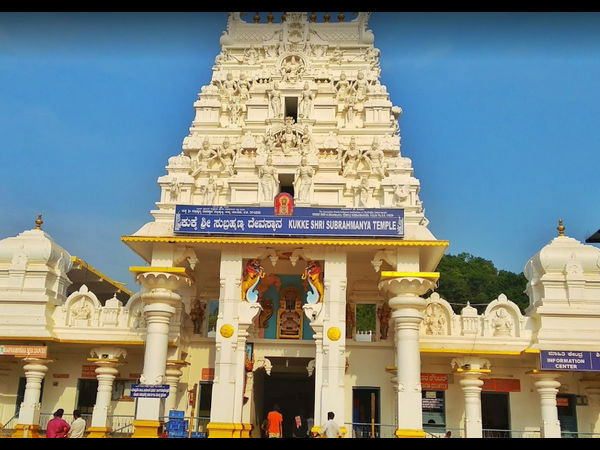 ದಾವಣಗೆರೆಯ ಚನ್ನಬಸಪ್ಪ & ಸನ್ಸ್ ಮಾಲೀಕರಿಂದ ಹದಿನೈದು ಲಕ್ಷ ರೂಪಾಯಿ