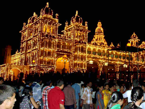 9 ದಿನಗಳು ಮಾತ್ರ ದೀಪಾಲಂಕಾರ