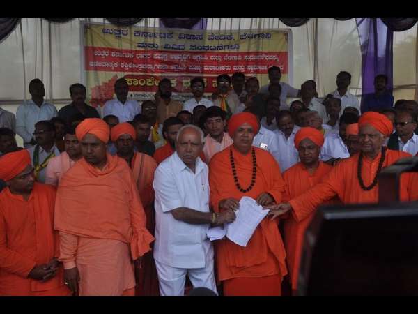 ಆಪ್ತರು ಹೇಳುವುದೇನು?