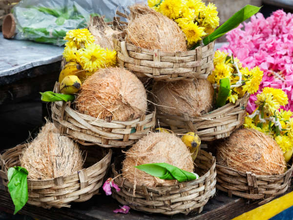 ಬಾಗಿನದಲ್ಲಿ ಇರುವ ಸಾಮಾನುಗಳು – ದೇವತೆಗಳು ಇಂತಿದೆ