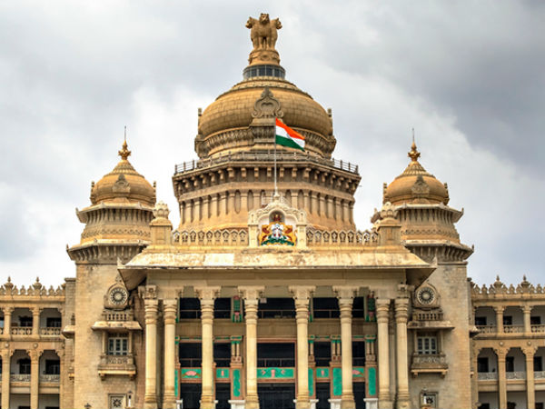 ಮಗ್ಗುಲಲ್ಲೇ ಮುಳ್ಳಿದೆ
