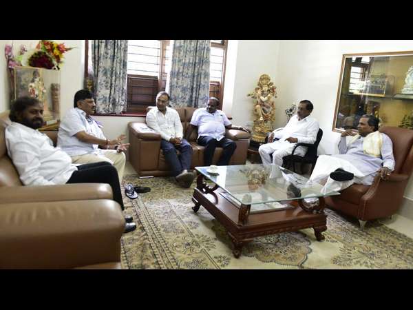 ಇಂದು ಸಿದ್ದರಾಮಯ್ಯ ನಿವಾಸದಲ್ಲಿ ಸಭೆ