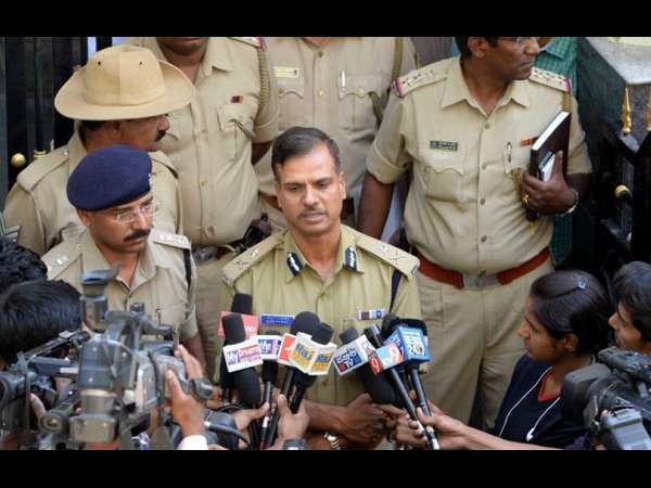 ಅಲೋಕ್ ಕುಮಾರ್ ವರ್ಗಾವಣೆಯಾದಾಗ ಸಾರ್ವಜನಿಕರಿಂದ ಭಾರೀ ಪ್ರತಿಭಟನೆ