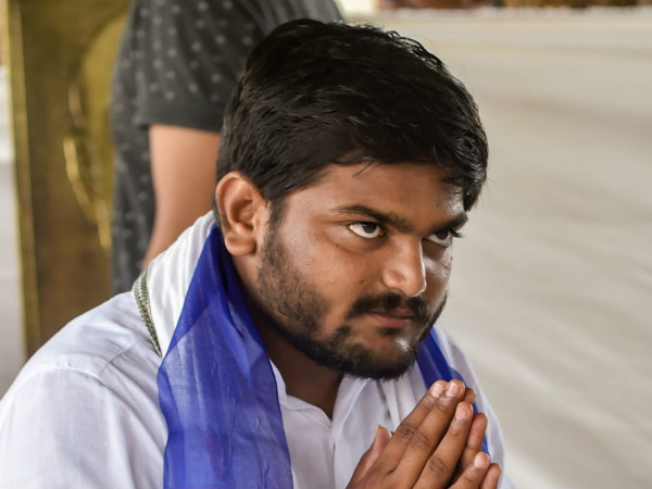 ಪಾಟೀದಾರ್ ಮೀಸಲಾತಿ, ರೈತರ ಸಾಲ ಮನ್ನಾ ಇತರ ಬೇಡಿಕೆ