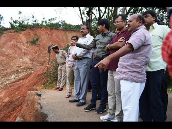 ವಾಸ್ತವ್ಯವಾಗಿ 94085 ಲಕ್ಷ ರೂಪಾಯಿ ಹಾನಿಯಾಗಿದೆ