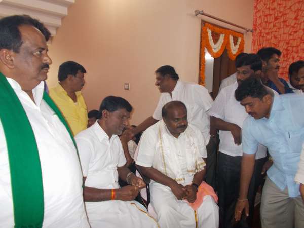 ಬೇರೆಡೆ ಮನೆ ಬಾಡಿಗೆಗೆ