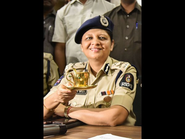 32 ತಂಡಗಳನ್ನು ರಚಿಸಲಾಗಿತ್ತು