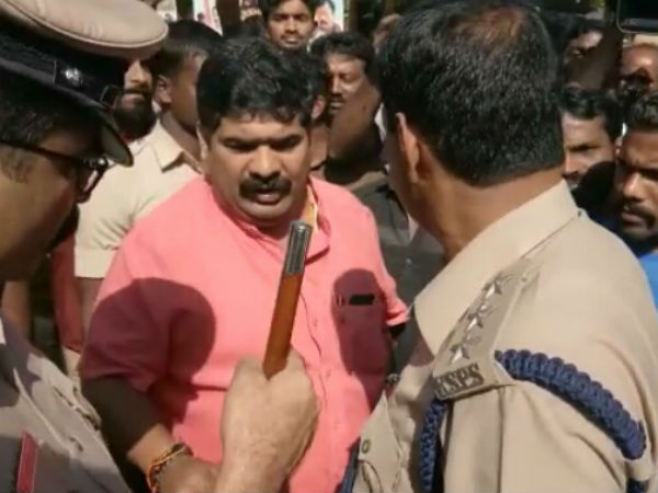 Clash between MLA and Congress protesters in Mangaluru Clash between MLA and Congress protesters in Mangaluru