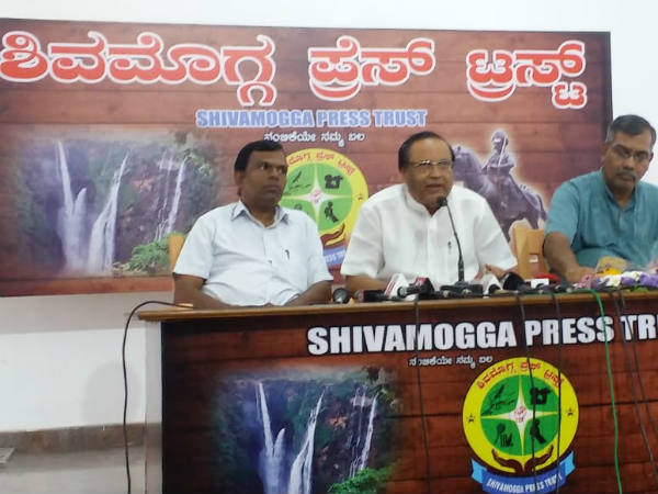 ಶಾಶ್ವತ ಮುಖ್ಯಮಂತ್ರಿಯಾದೆ