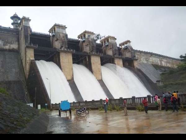 ಕಂಗಾಲಾದ ವ್ಯಾಪಾರಸ್ಥರು