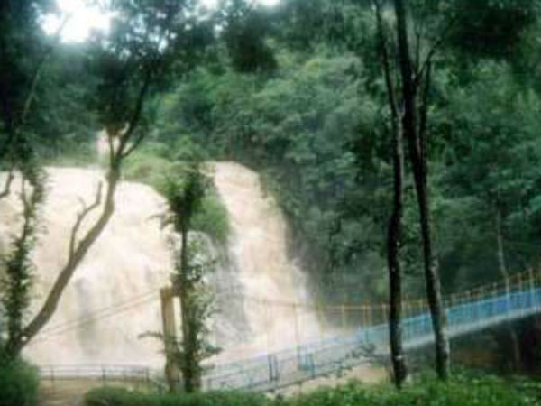 ಸಂಪೂರ್ಣ ಹದಗೆಟ್ಟ ರಸ್ತೆಗಳು