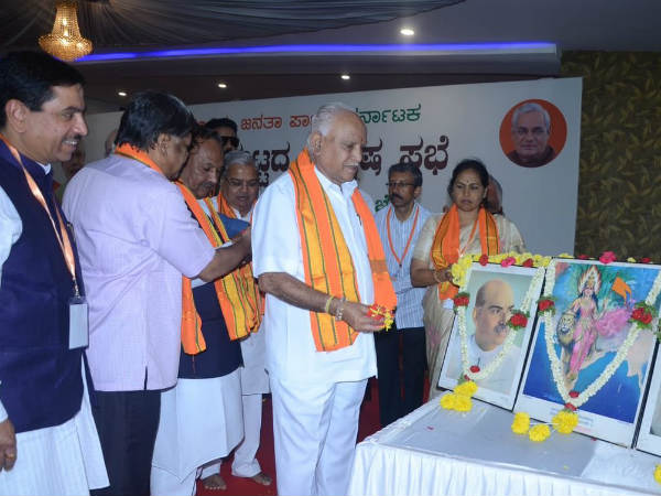 ಅಪ್ಪ-ಮಕ್ಕಳಿಂದ ವರ್ಗಾವಣೆ ದಂಧೆ