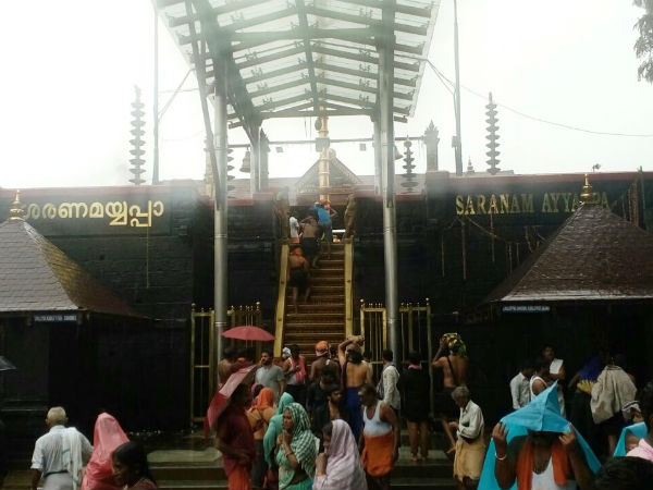 ಭಕ್ತರಿಂದ ಬೃಹತ್ ಪ್ರತಿಭಟನೆ