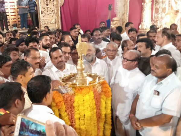 ಜನಾರ್ಧನ ಪೂಜಾರಿಯವರ ಮೇಲೆ ವಿಶೇಷ ಗೌರವ