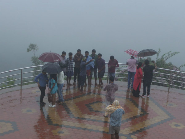 ಬರುತ್ತಿದ್ದಾರೆ ಪ್ರವಾಸಿಗರು