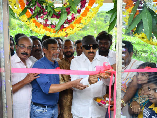 ಸರ್ಕಾರ ಅವರನ್ನು ಗಡಿಪಾರು ಮಾಡಬೇಕು