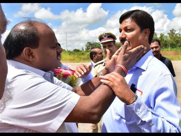 ಸರ್ಕಾರ ಬೀಳಿಸುವುದಕ್ಕೆ ಹೊರಟಿದ್ದ ಜಾರಕಿಹೊಳಿ ಬ್ರದರ್ಸ್